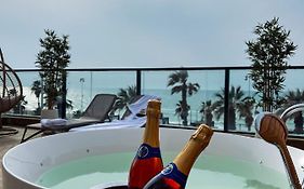 Share Suites Hotel Bat-Yam